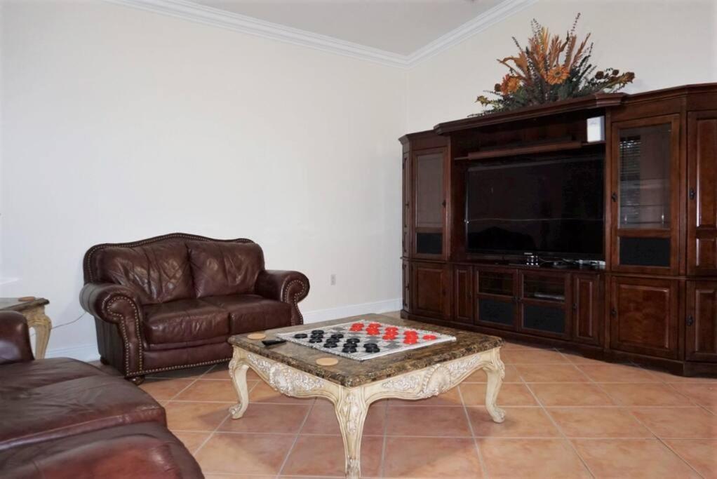 New Luxury Vacation Dream Rental- Sleeps 15! Miami Dış mekan fotoğraf