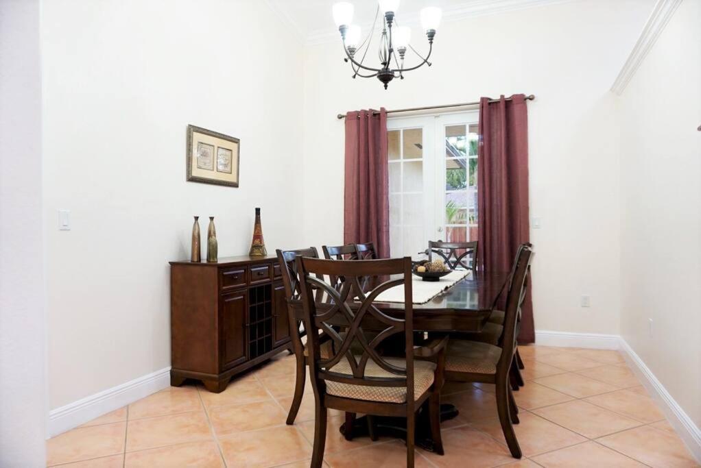 New Luxury Vacation Dream Rental- Sleeps 15! Miami Dış mekan fotoğraf